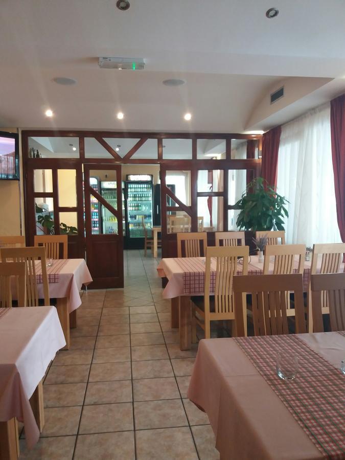 Motel Restoran Gurman Banyaluka Dış mekan fotoğraf